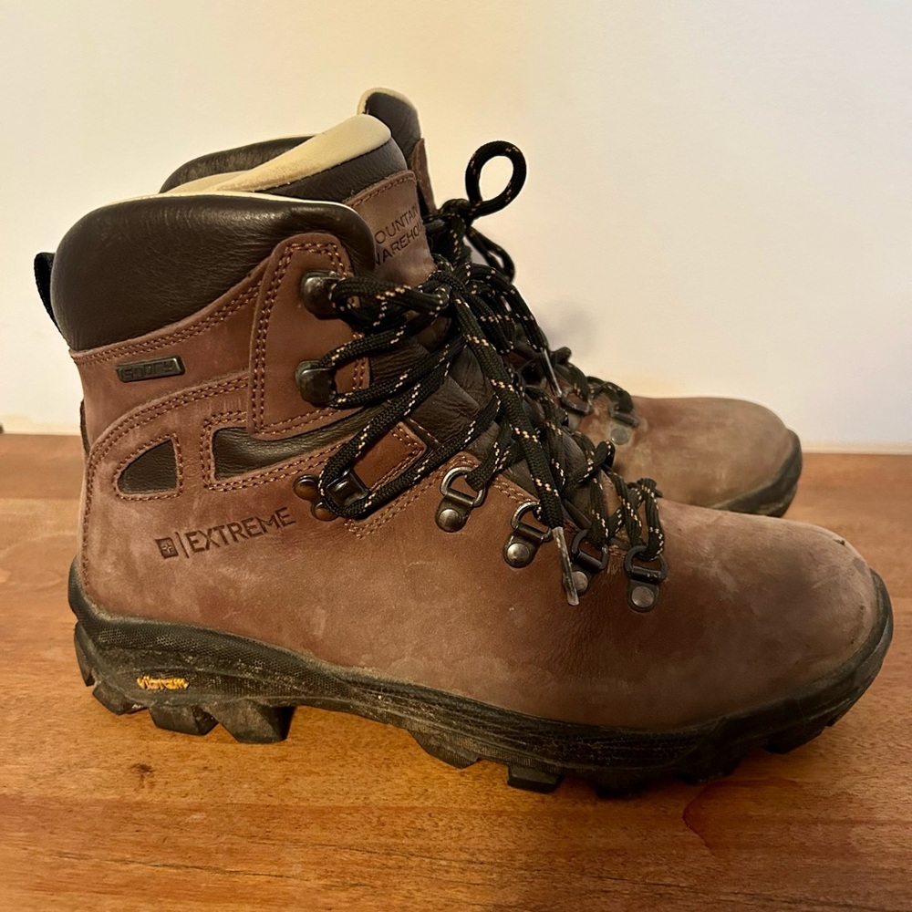 Mountain Warehouse Hiking Boots size 8